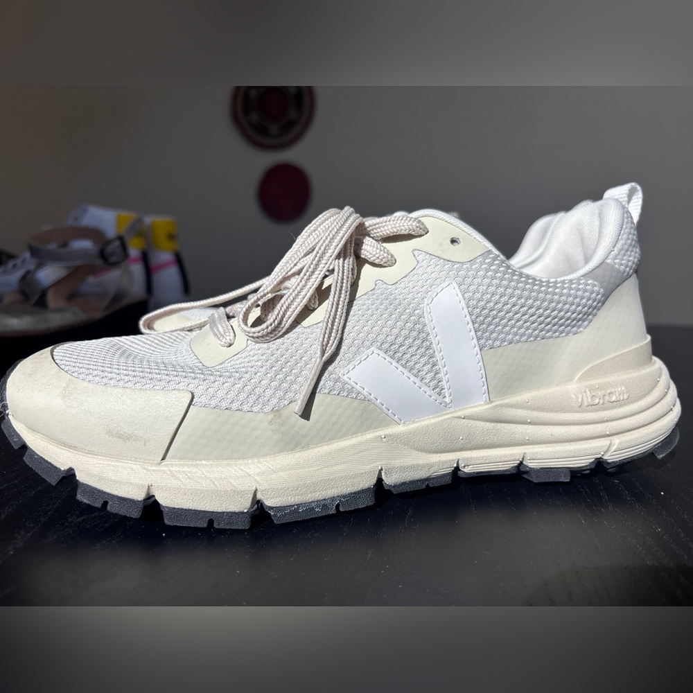 Veja Dekkan Alveomesh Natural White Size 9